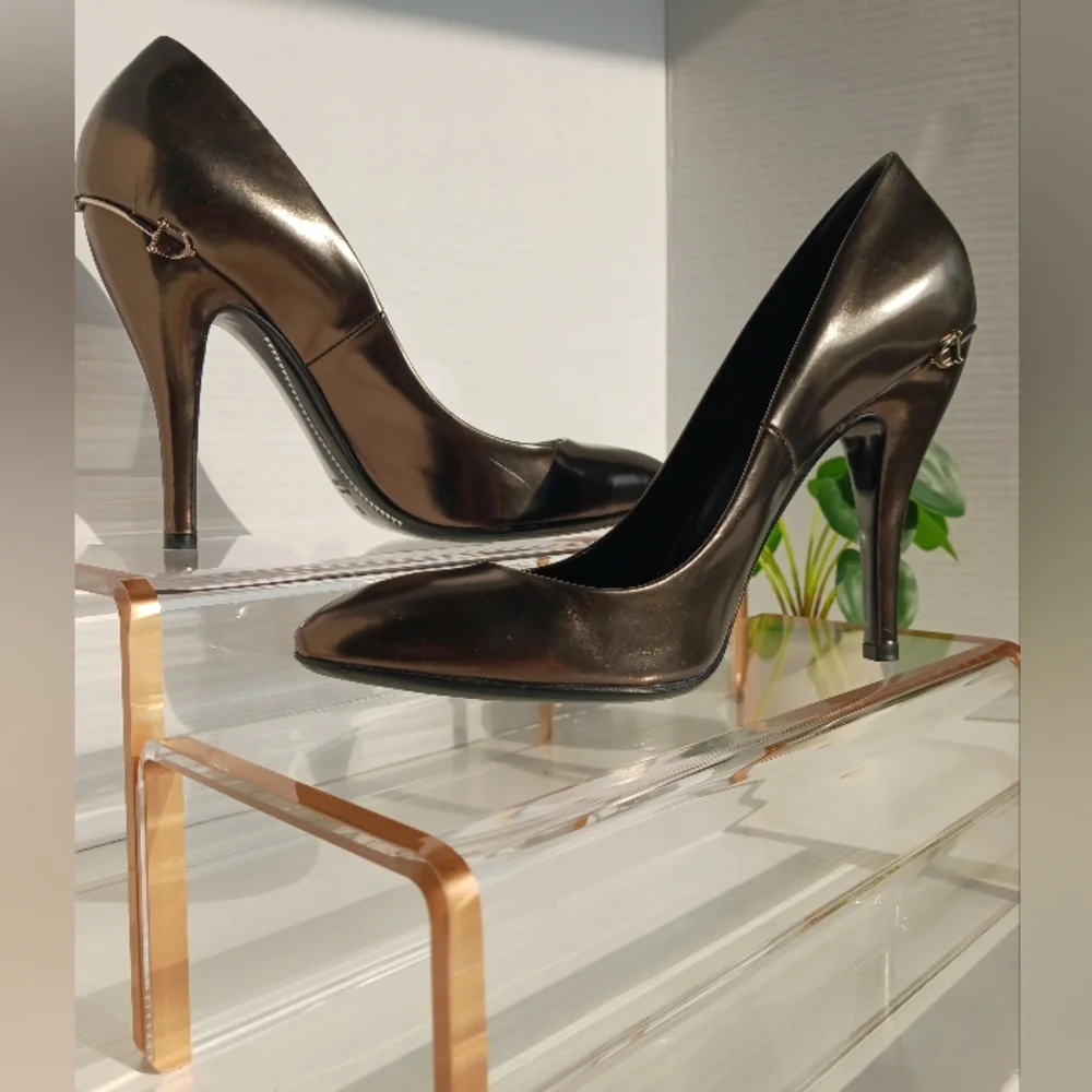 Gucci - Leather High-Heel Pumps